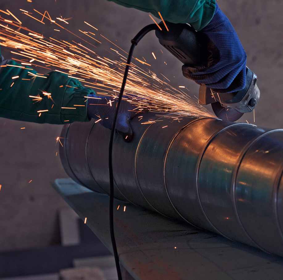 How Do Material Properties Influence Welding Stainless Steel to Steel